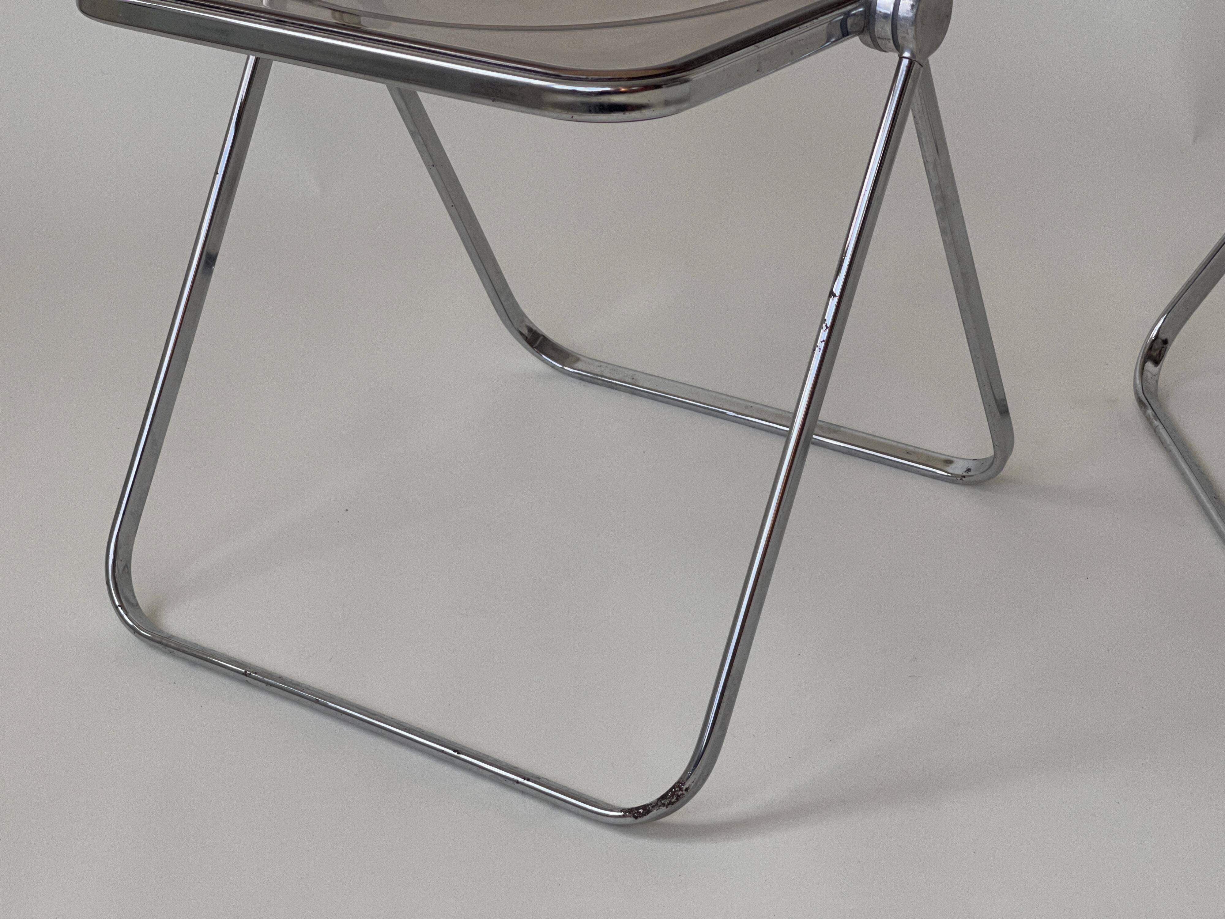 Pair of Folding Plia Chairs by Giancarlo Piretti