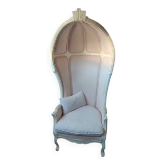 Carriage armchair