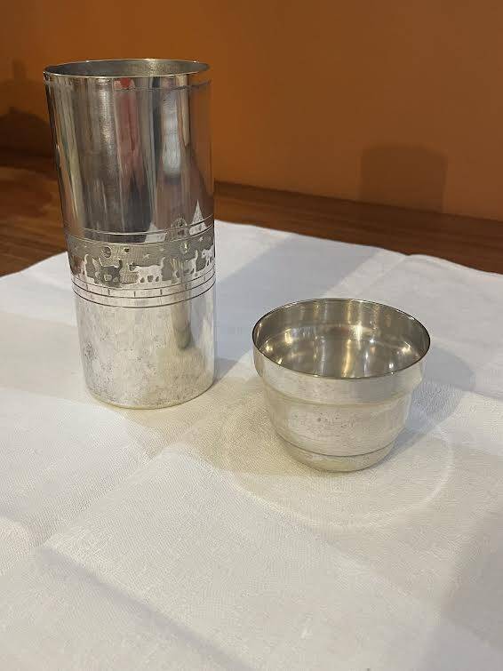 Petit vase argenterie poiçonnée