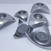 six bougeoirs tripodes aluminium design 90