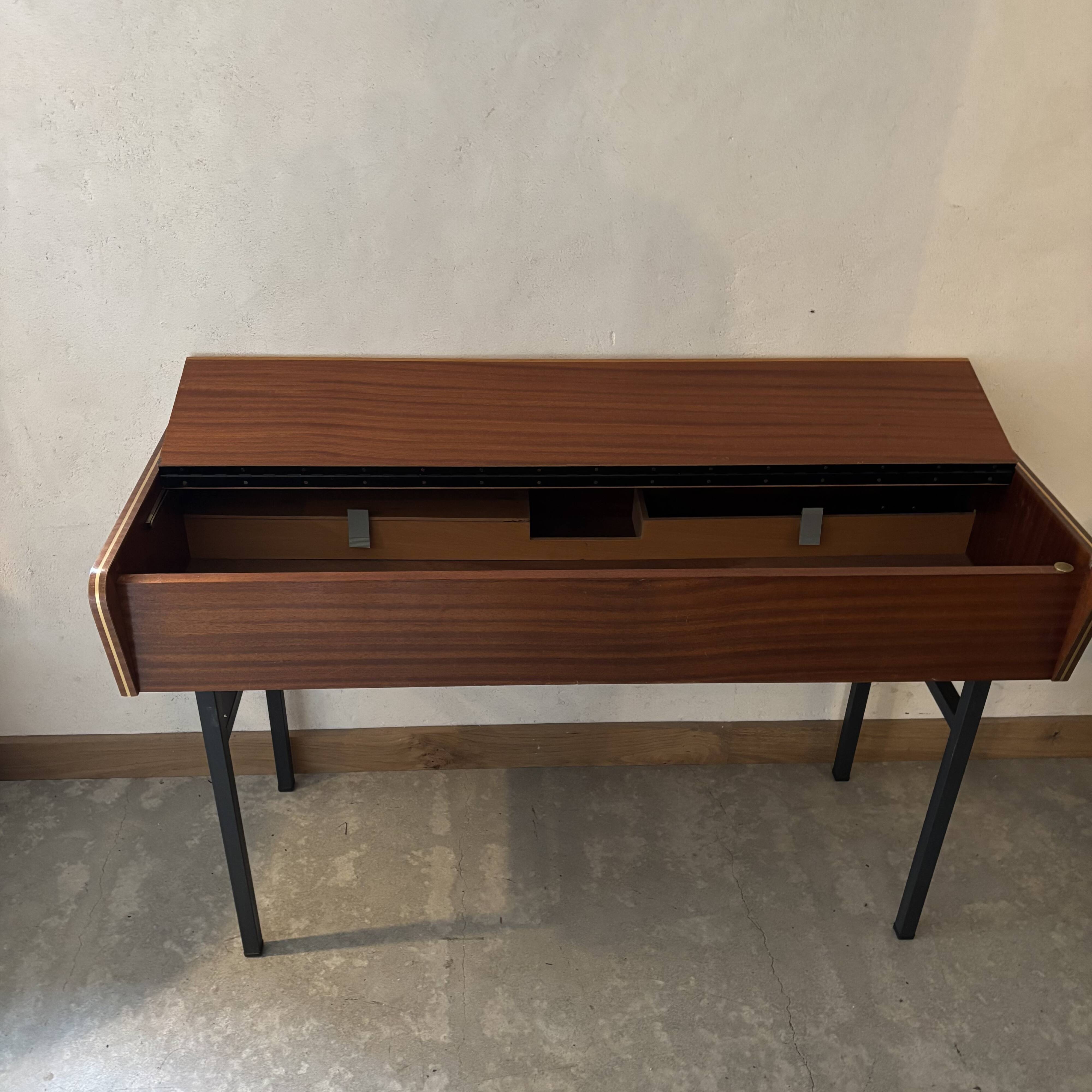 Console de style scandinave, années 50