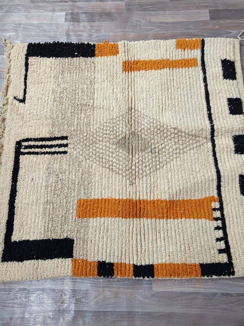 Handmade Moroccan wool rug, size 140 x 260 cm