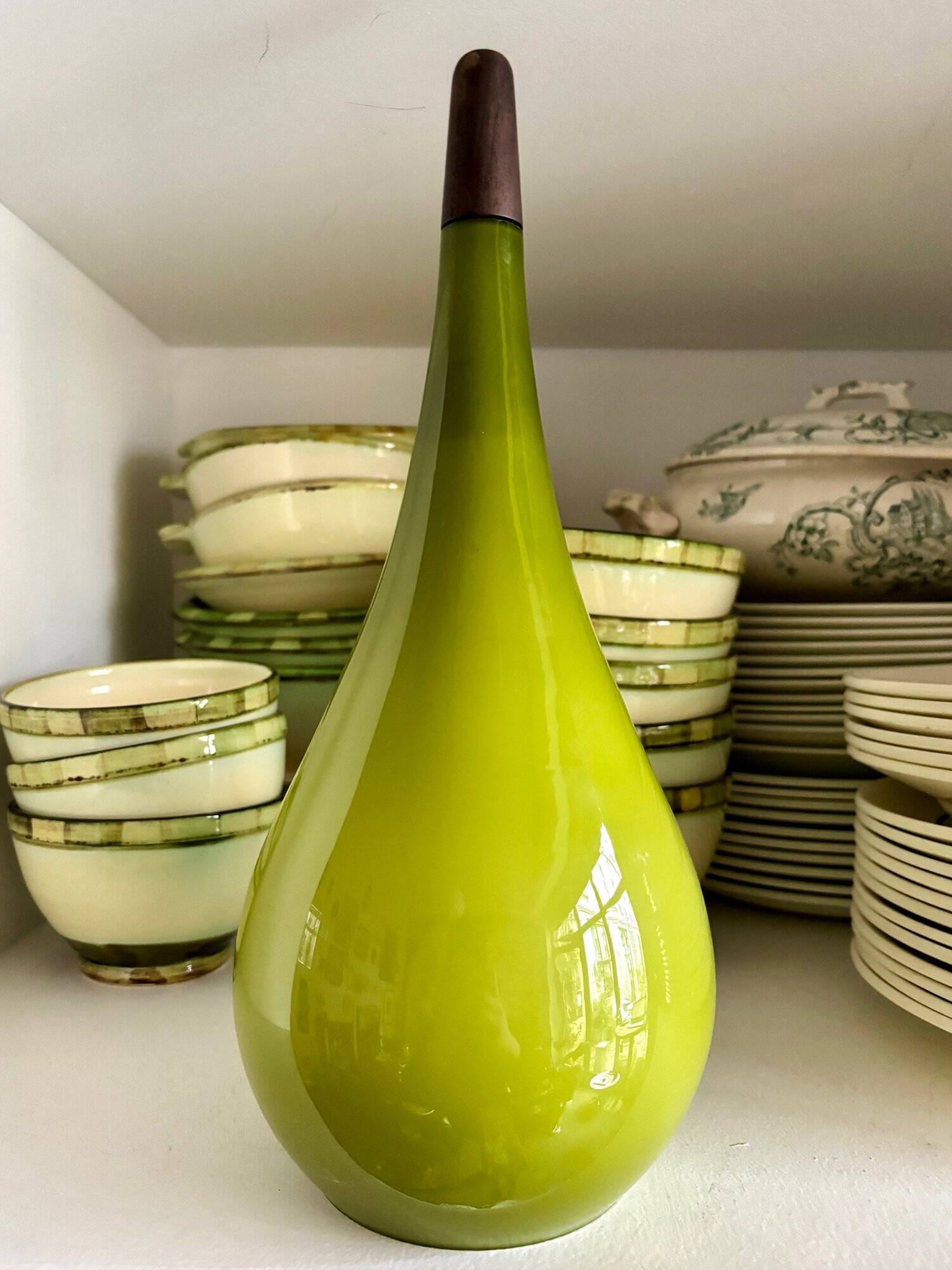 Scandinavian pendant light in green opaline and teak