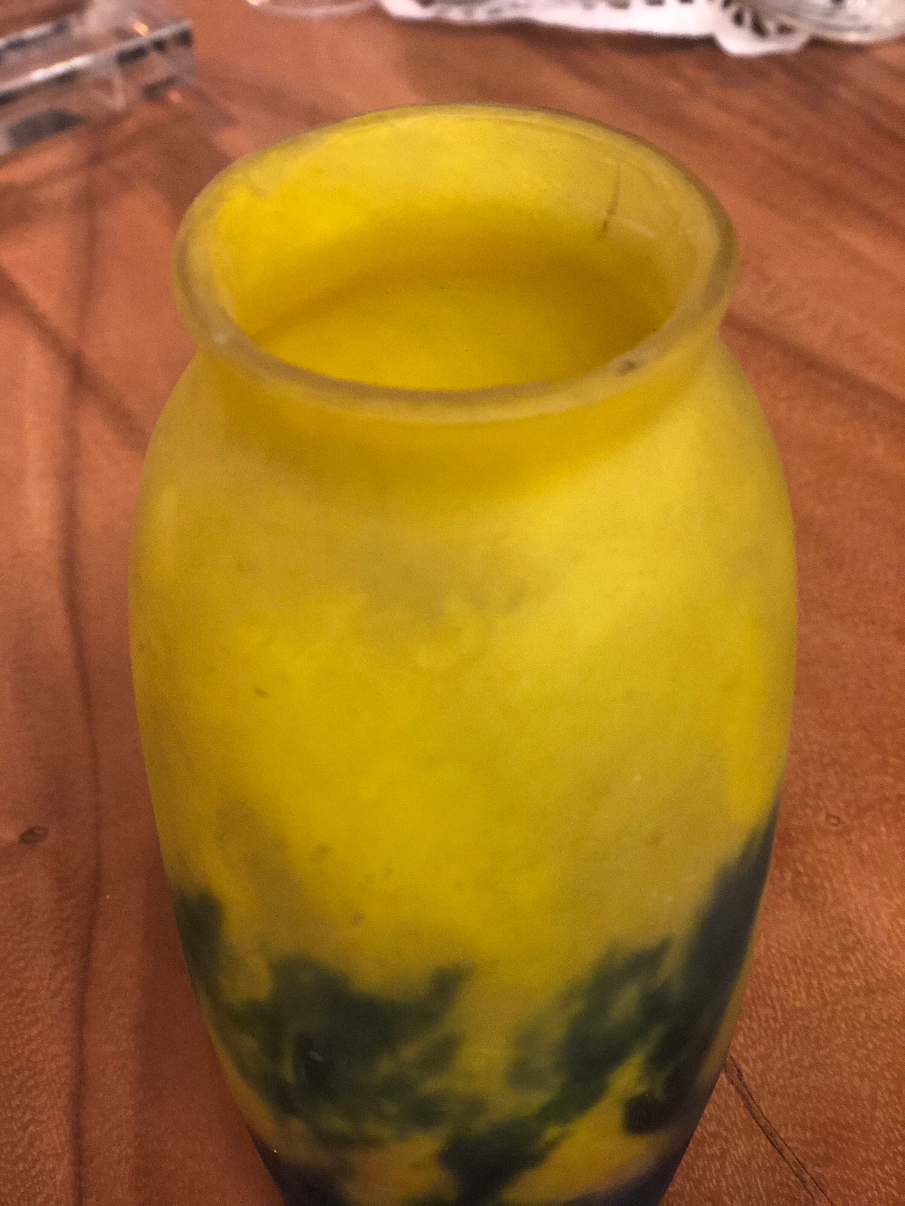 Vintage glass paste vase