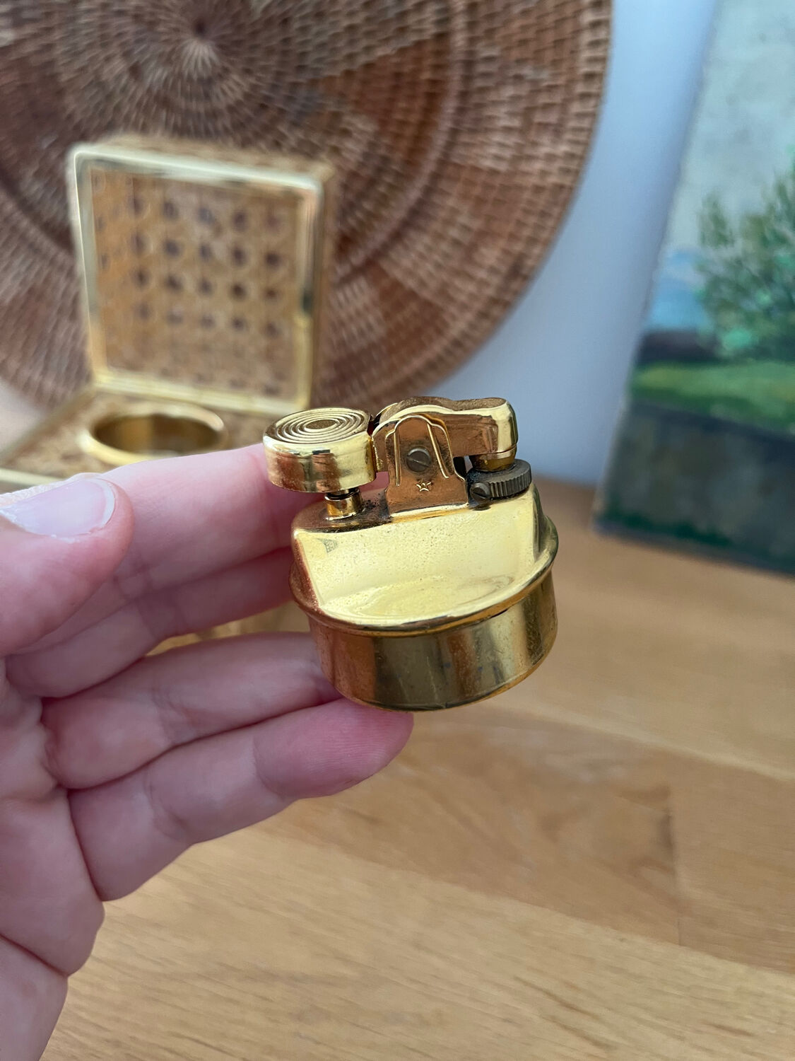 Vintage cane and plexi lighter