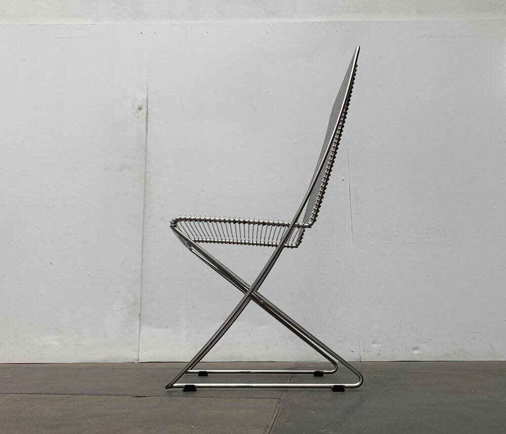 Postmodern German cantilever chair by Till Behrens for Schlubach, 1980s.