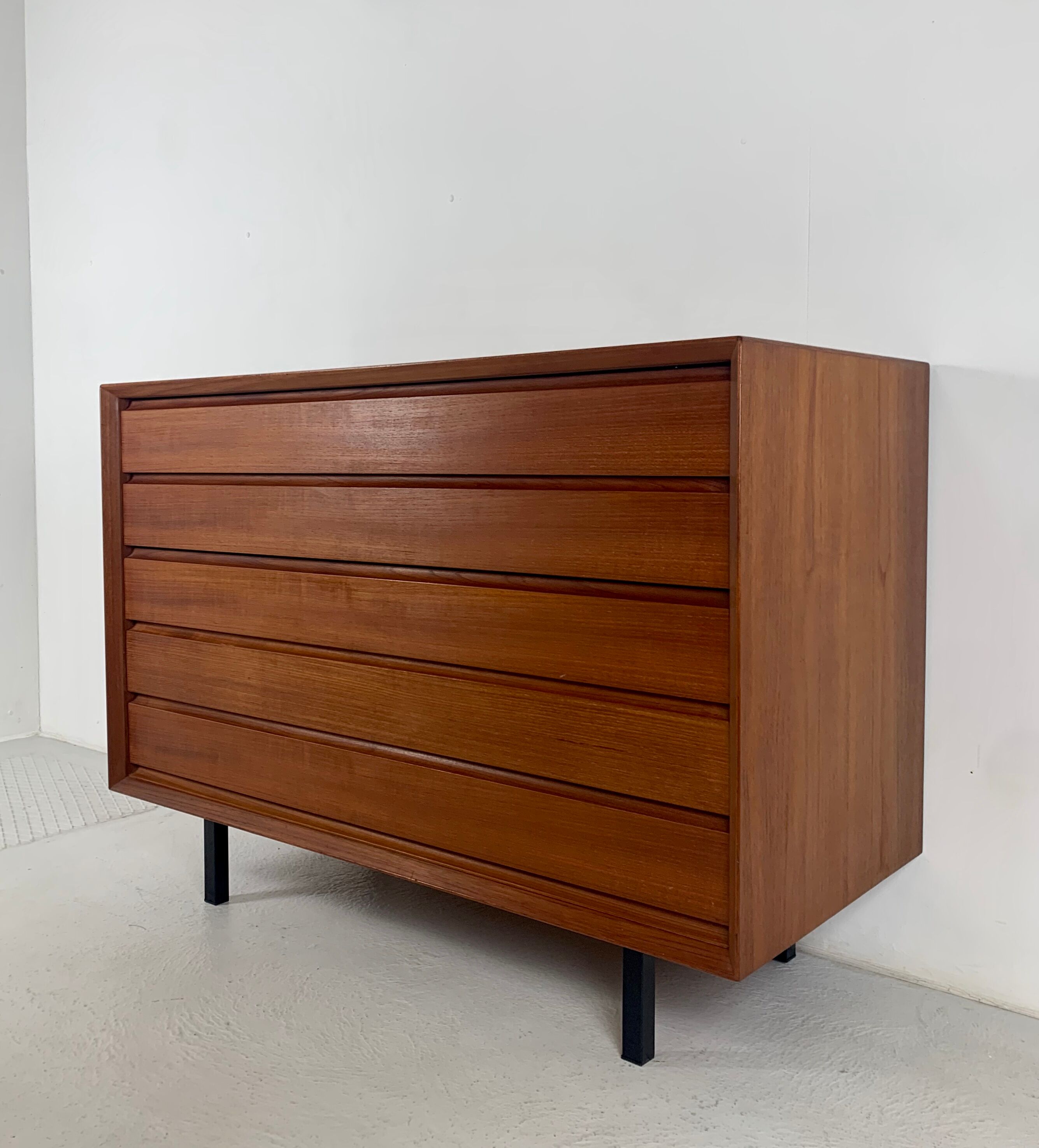 Danish teak chest of drawers 1960