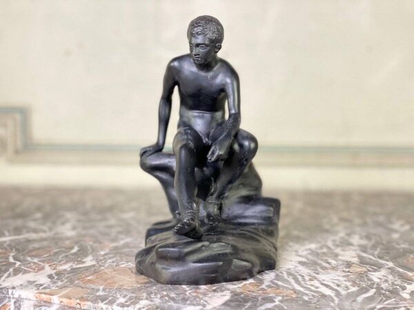 Hermès au repos, bronze patine noire d’après l’antique