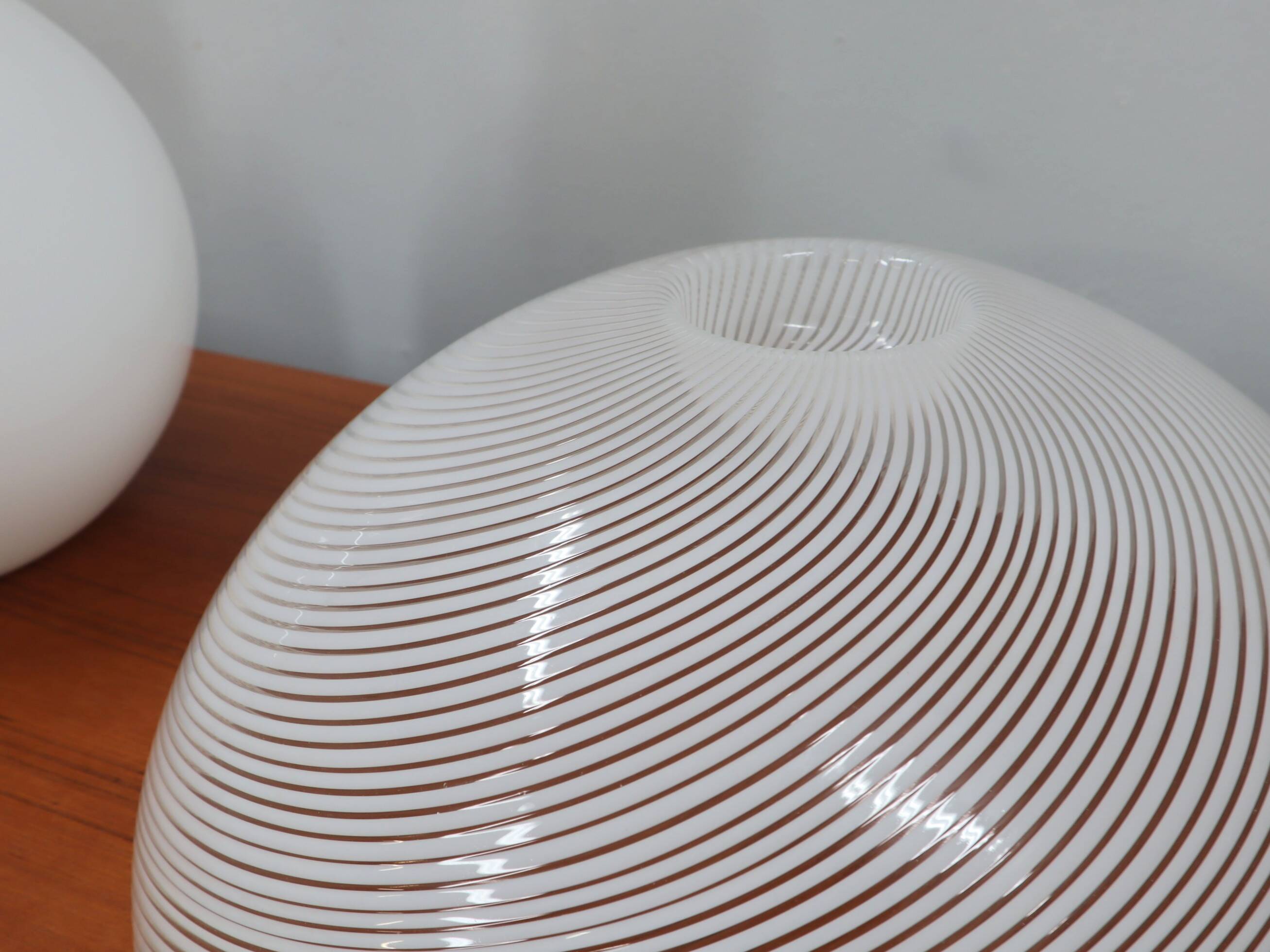 Murano glass incamiciato mushroom table lamp VeART 1970s