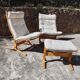 Paire de fauteuils « siesta » d’Ingmar Relling et un repose pied