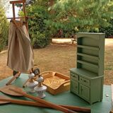 Stern cupboard buffet