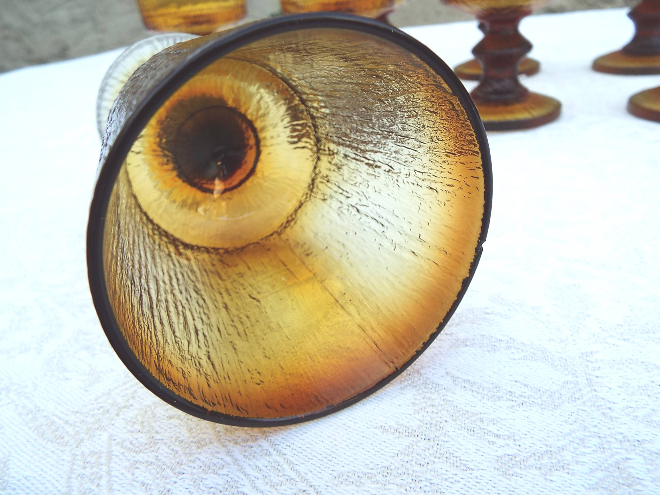 8 amber stemmed glasses