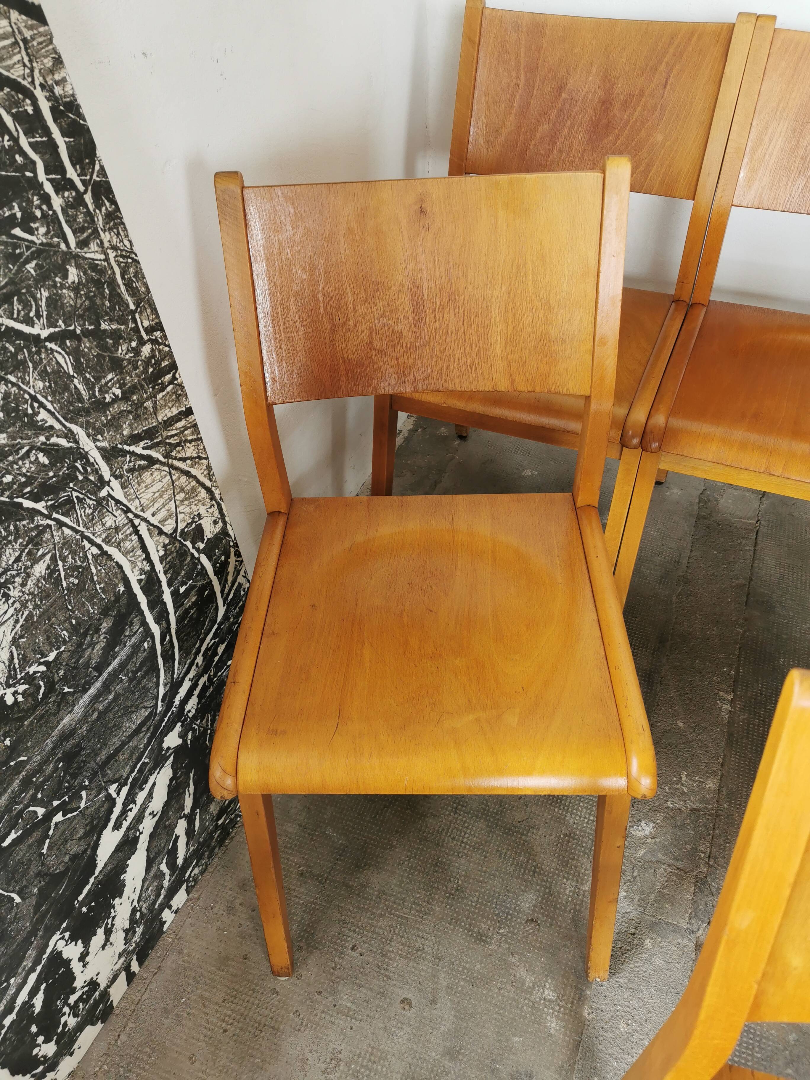 Lot de 6 chaises de théâtre en bois blond