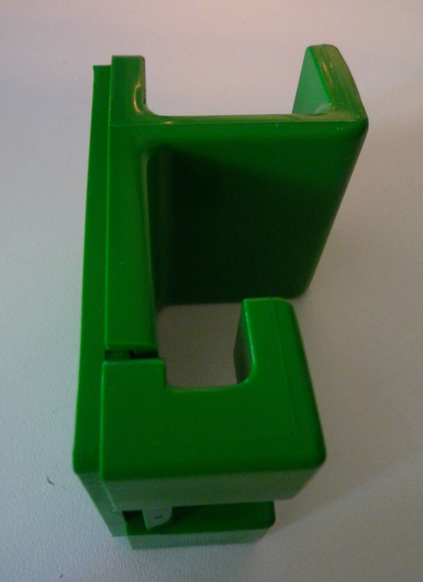 Paire de patères verte, design Olaf von Bohr 70