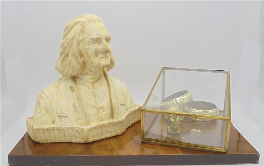 Bust of Liszt