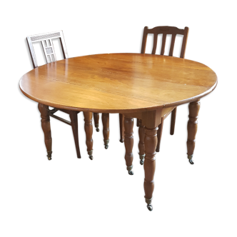 Dining room table