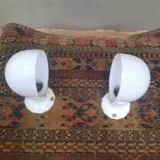 Pair of wall lights from the 1950s in porcelain.