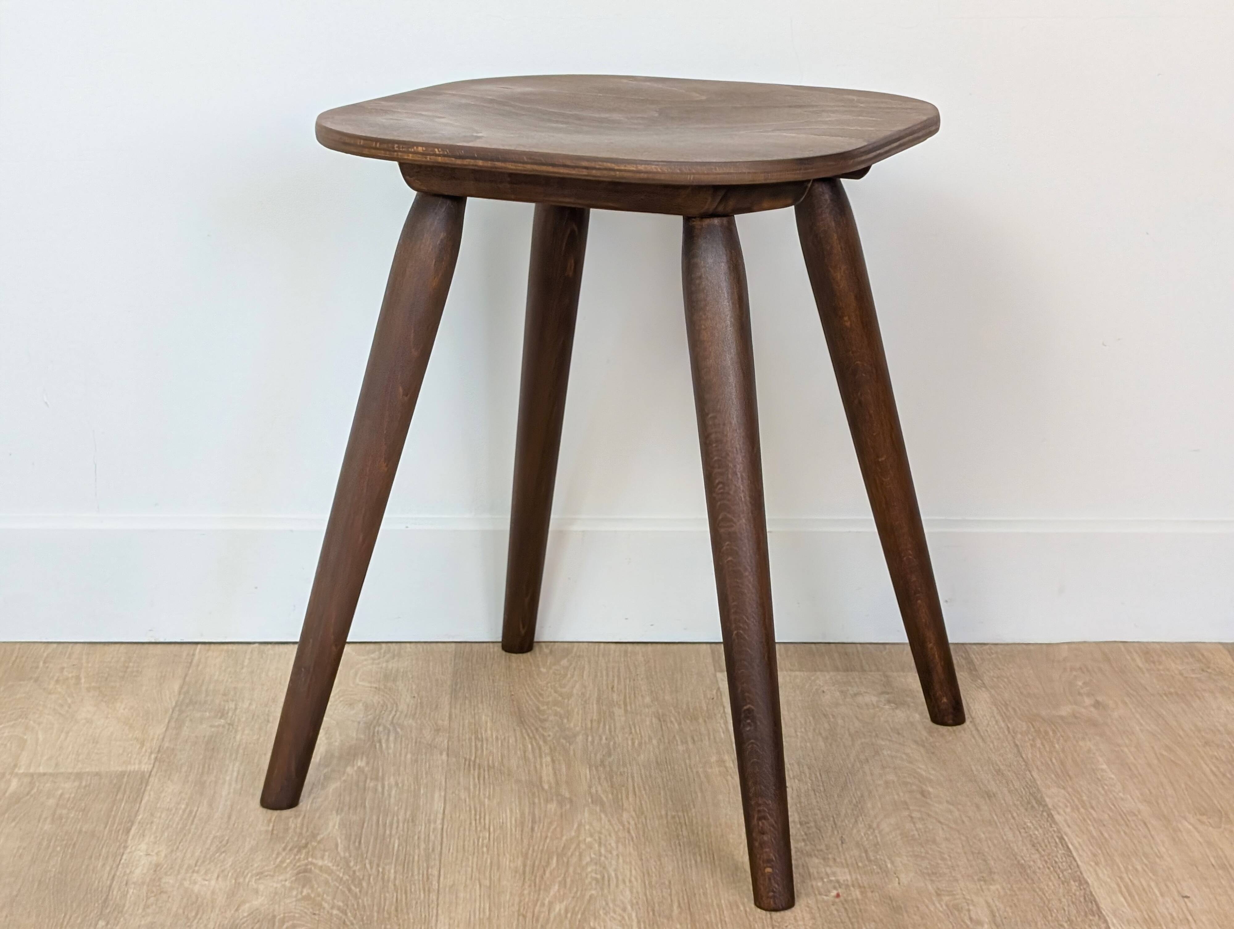 Pair of 60' stools