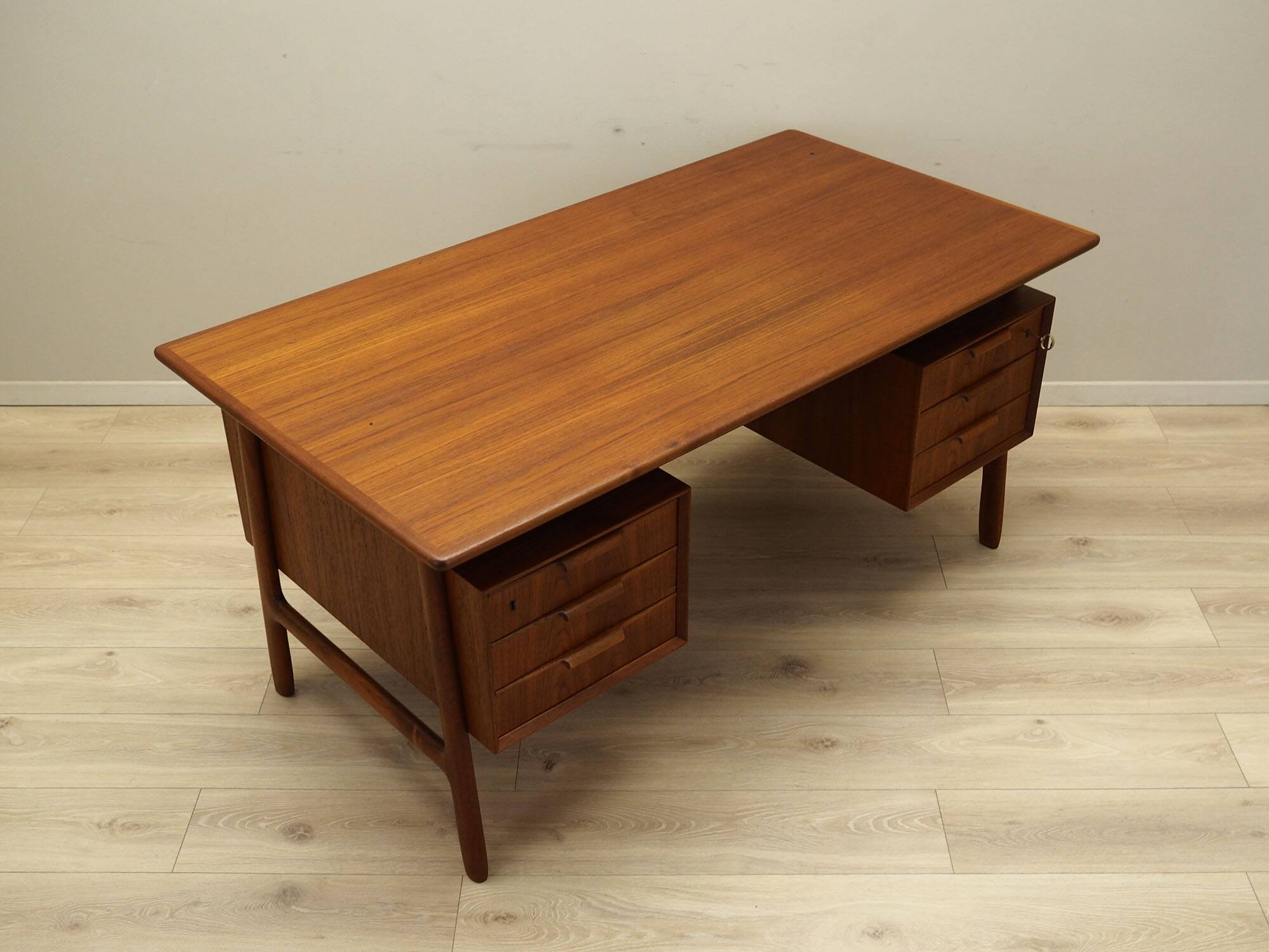 Teak desk, Danish design, 1970s, manufacturer: Omann Jun