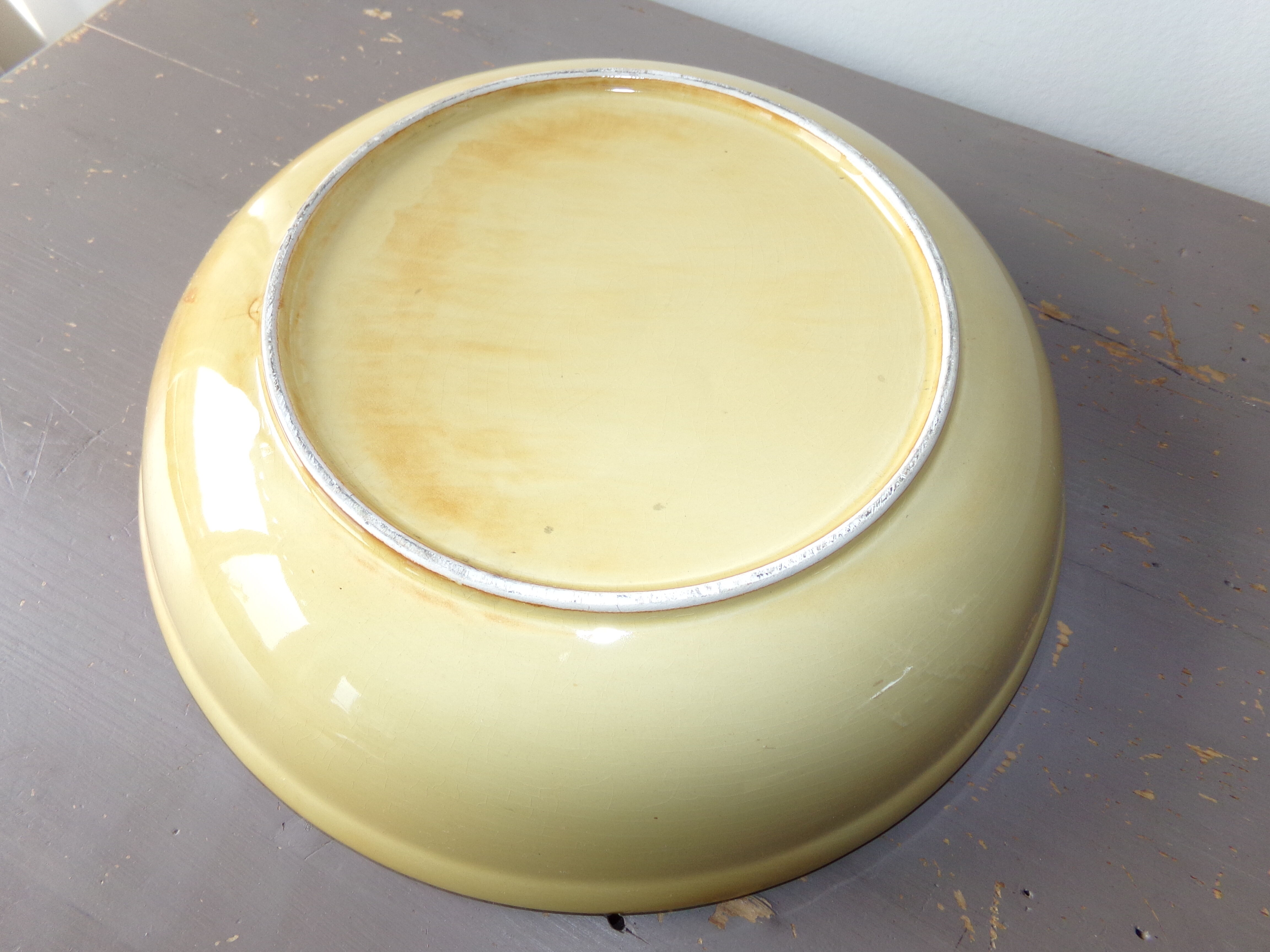 Glazed terracotta dish