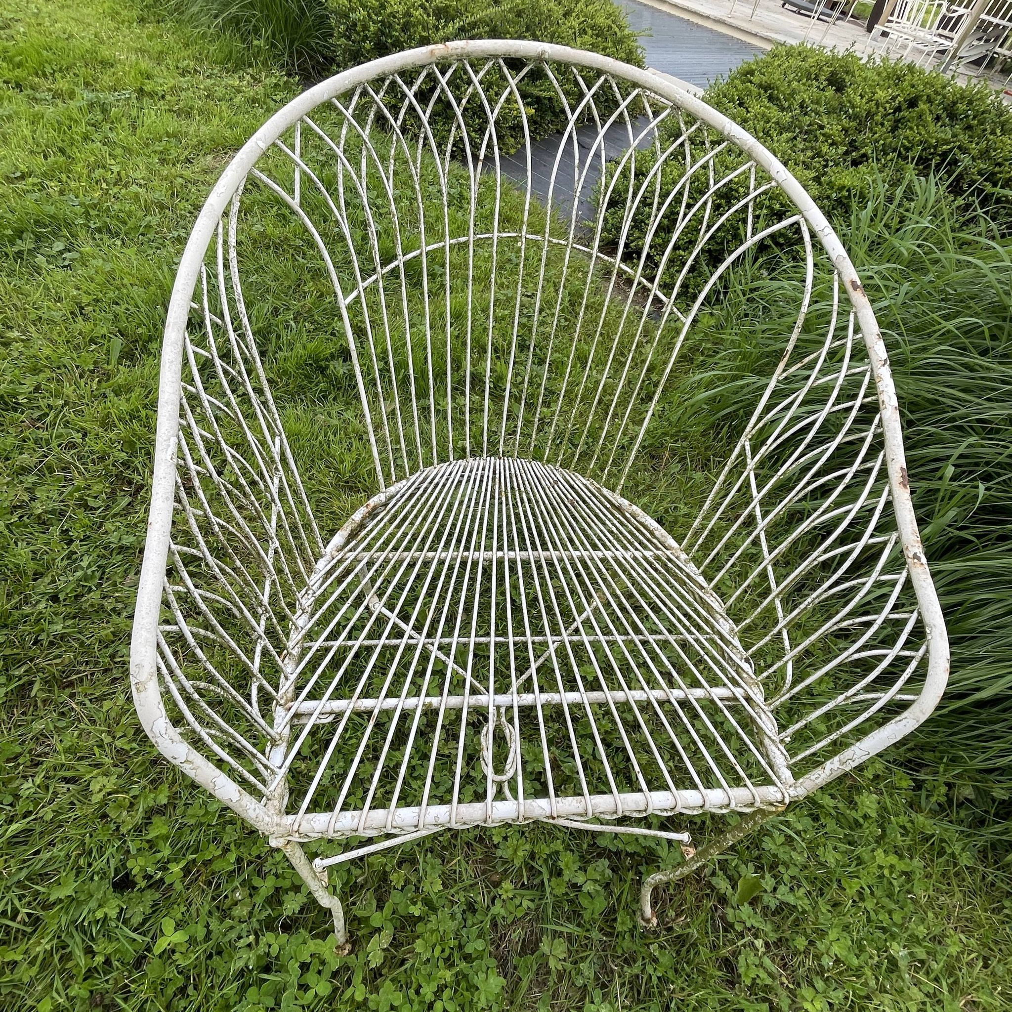 Italian garden furniture, vintage furniture, table and 4 wrought iron chairs
