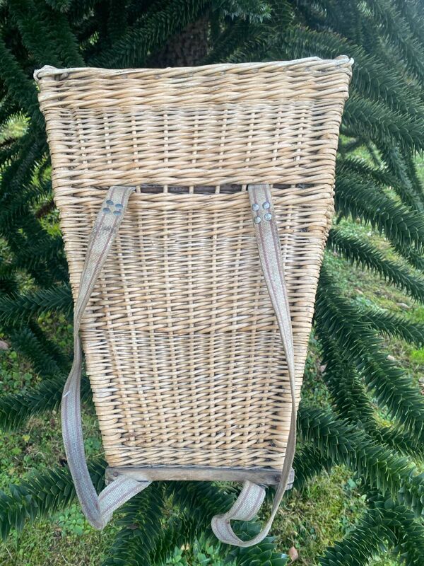 Hotte suisse de vigneron ancienne