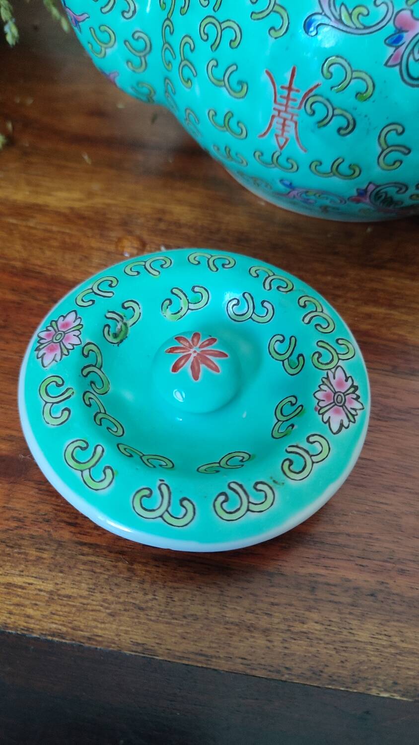 Vintage Min Shou Porcelain teapot turquoise