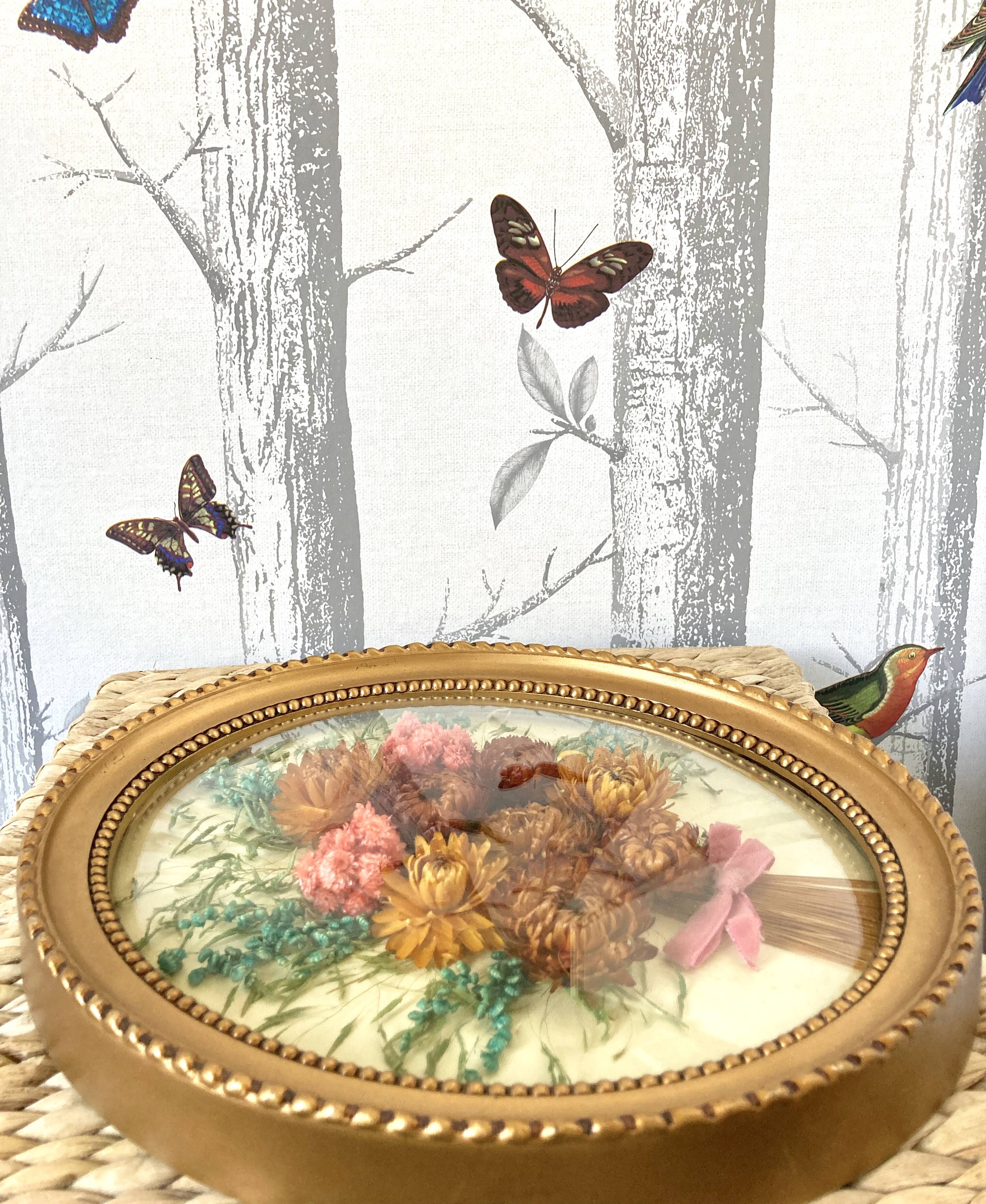 Curved glass frame dried flowers