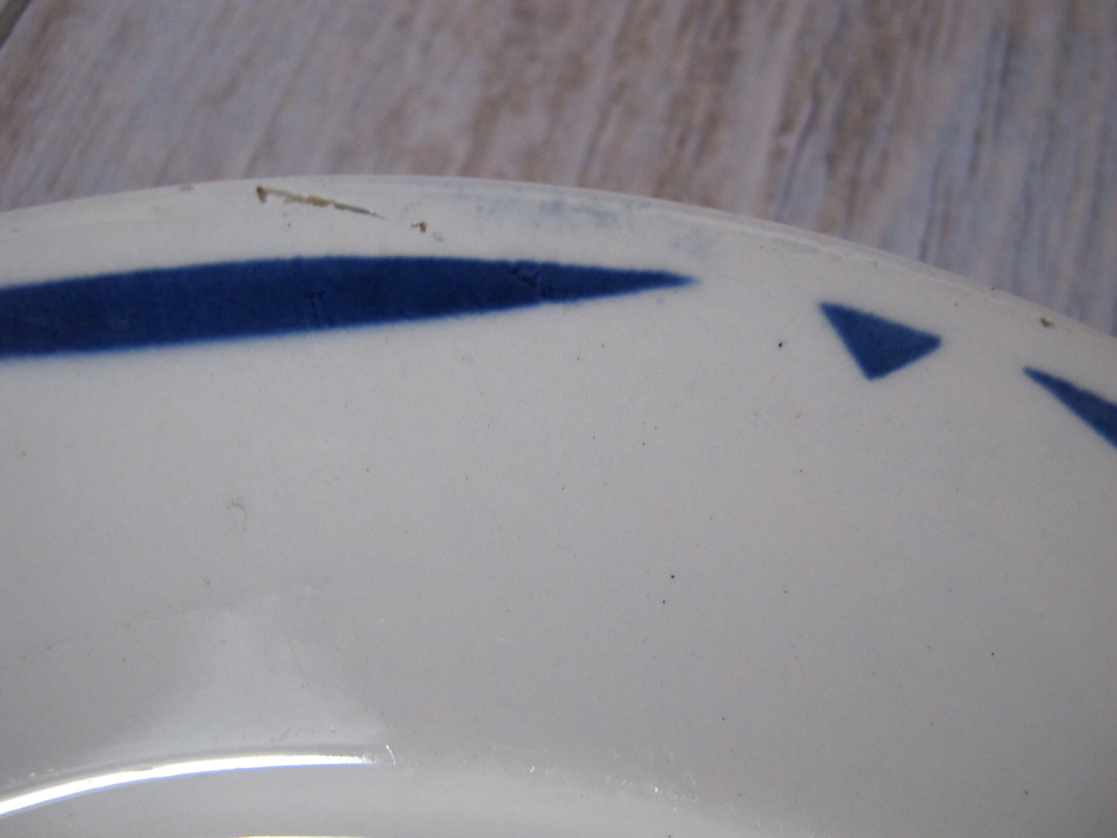 Lot 4 flat plates of st amand