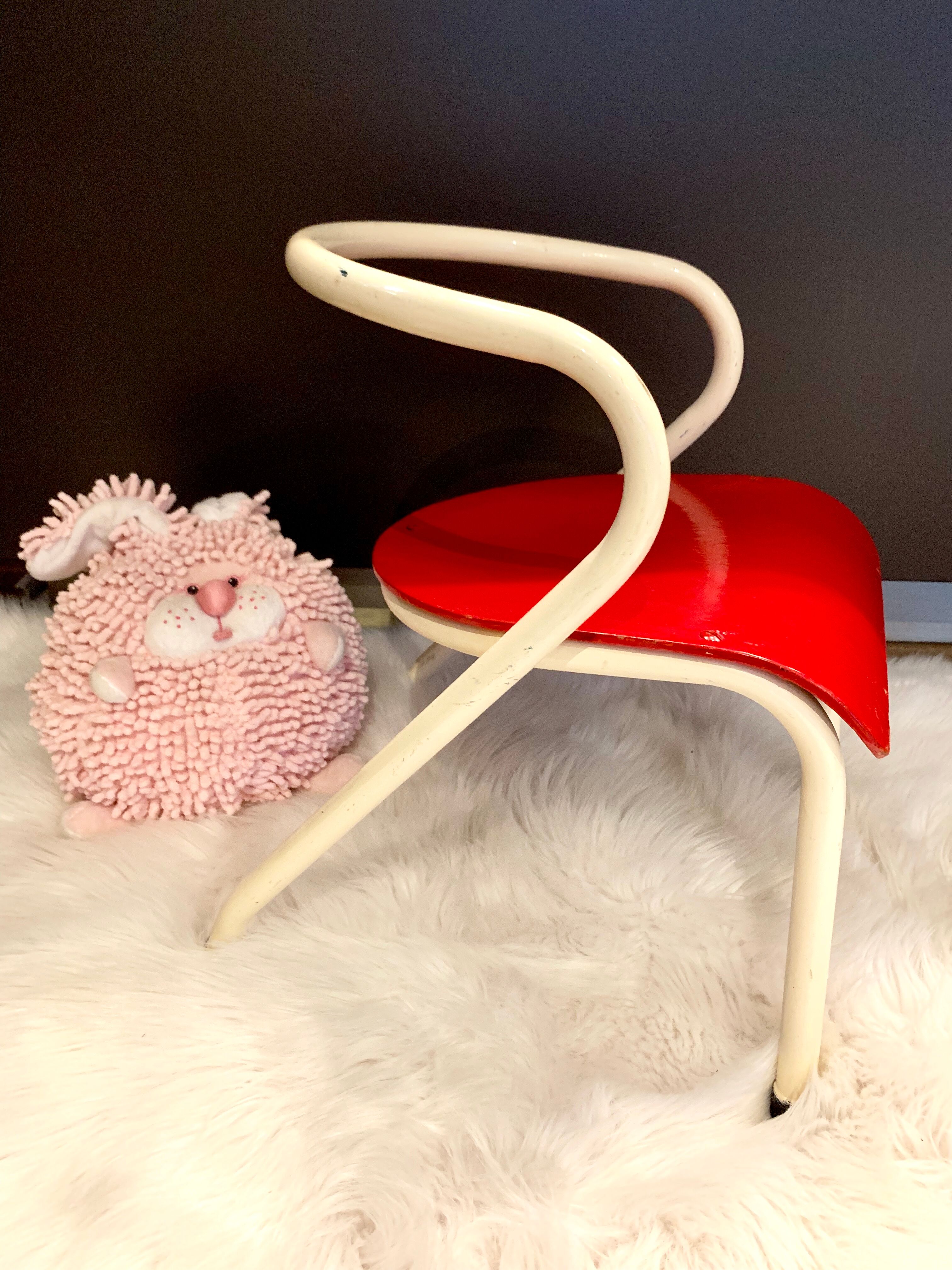 Jacques Hitier child schoolboy chair