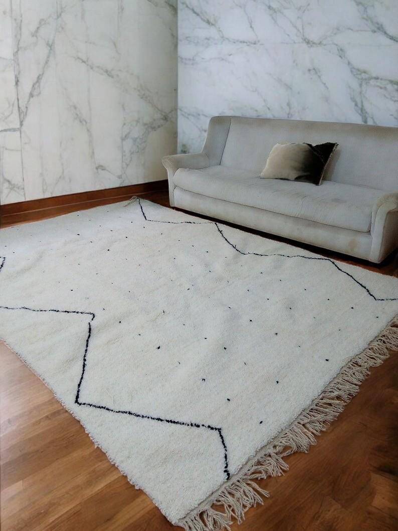 Handmade Moroccan Berber rug from the Atlas, size 2/3 m.