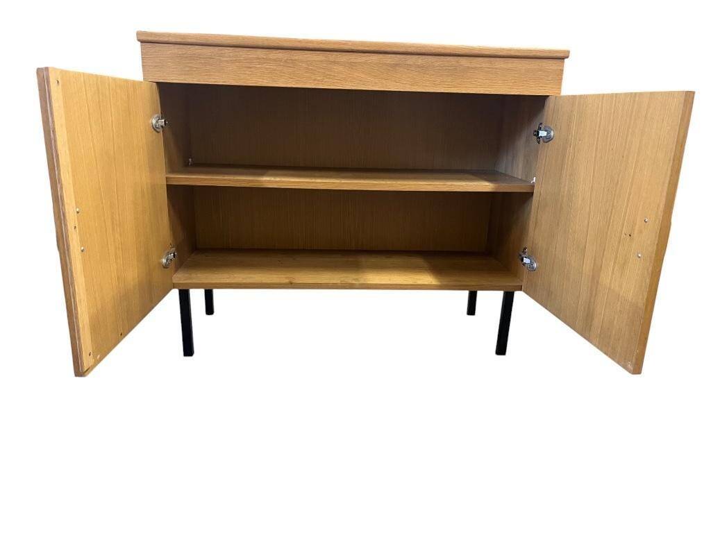 Vintage chest of drawers with steel legs