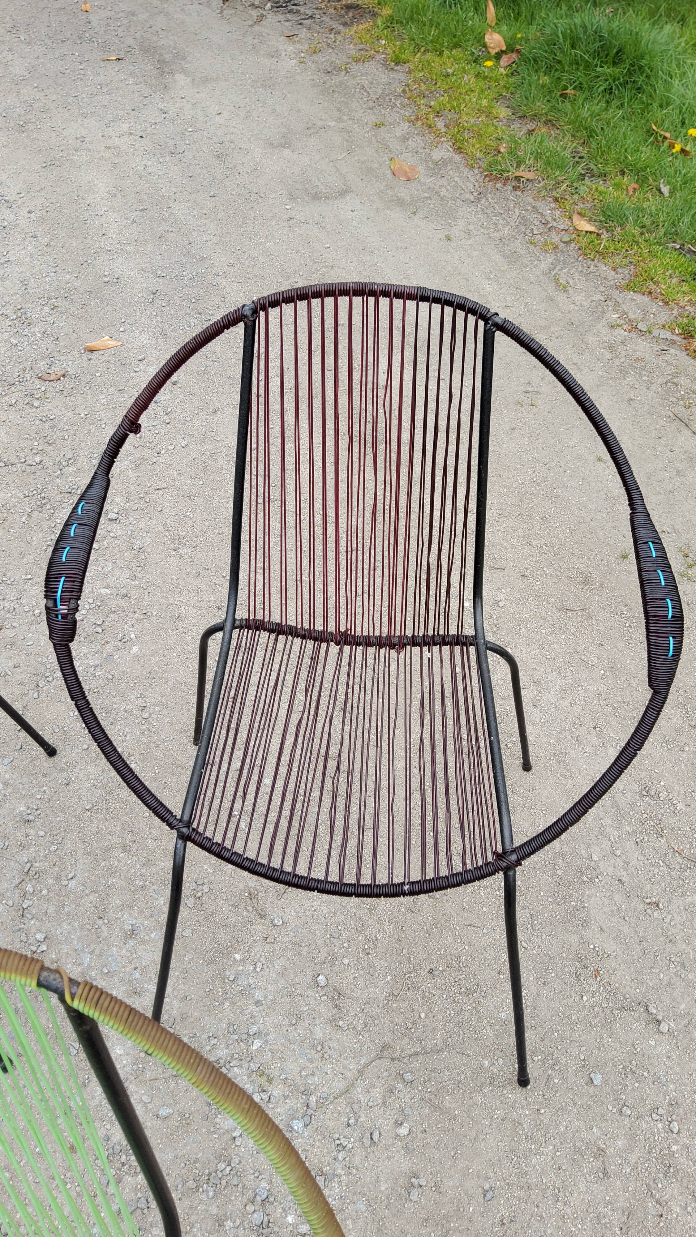 Set of 5 iron and scoubidou chairs from the 50/60s