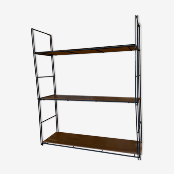 Metal string shelf