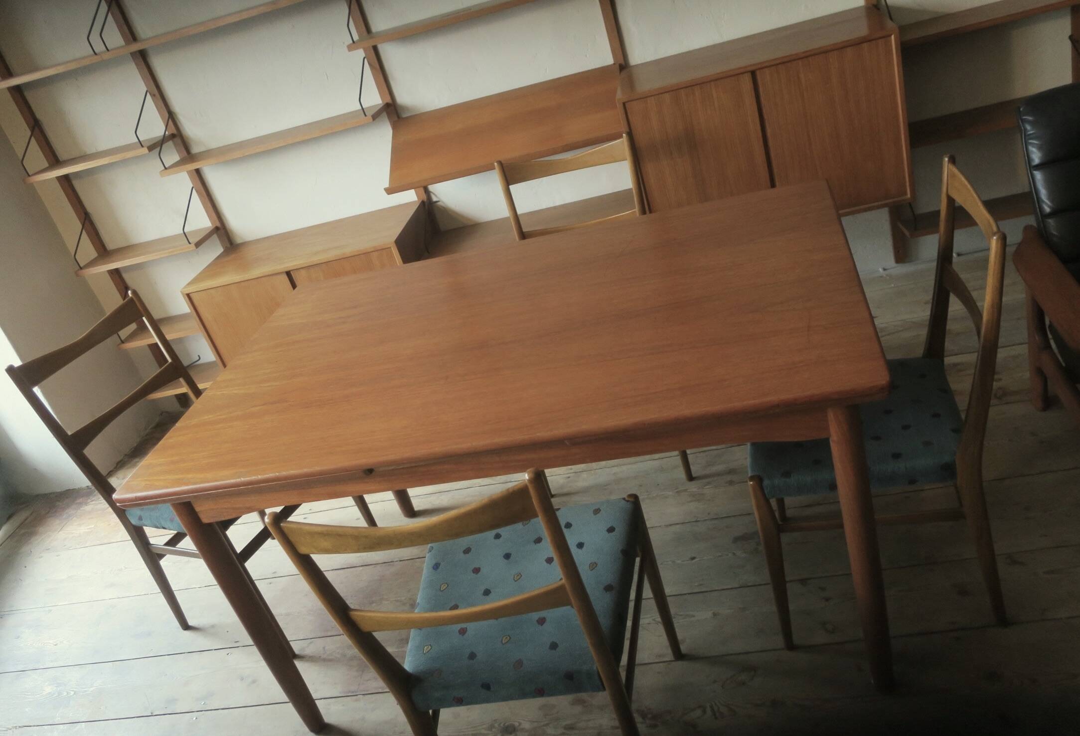 Set of 4 mid century dining chairs with turquoise covers, 1960