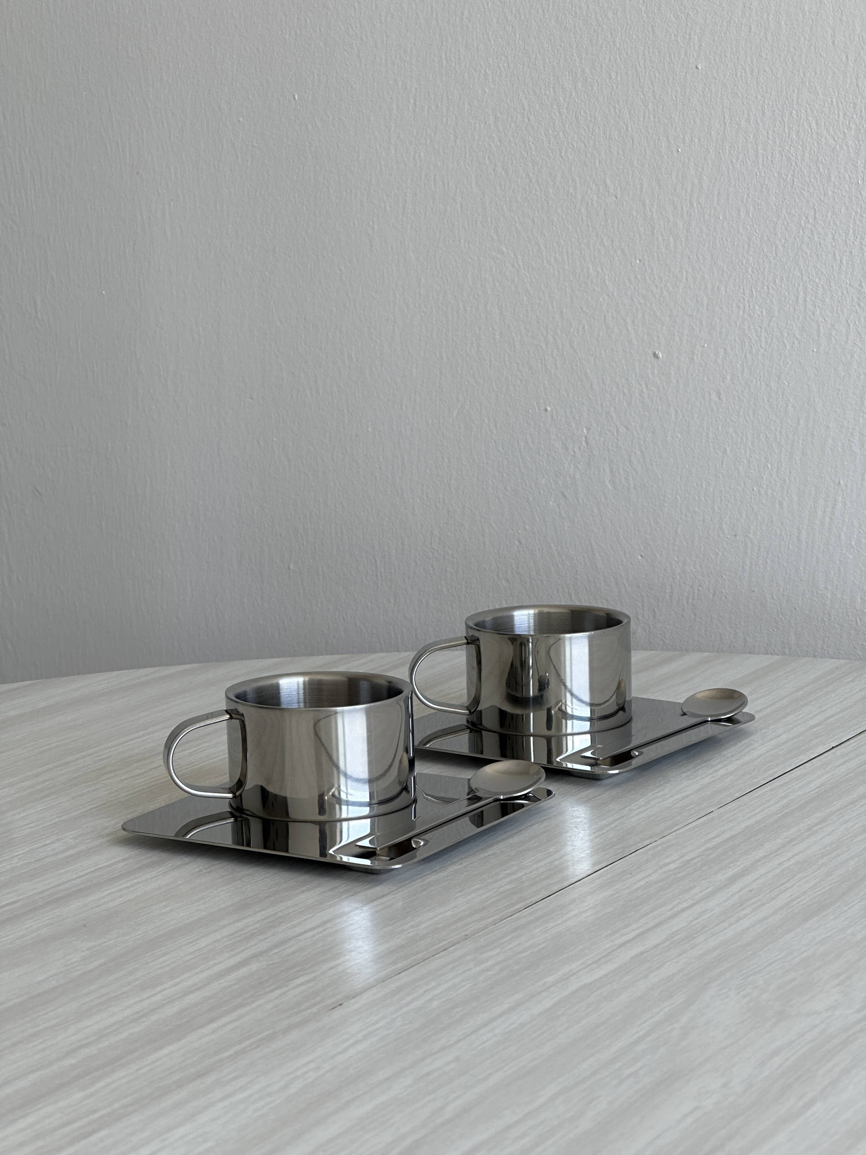 Set of 2 coffee cups