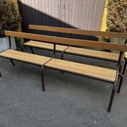 Paire de bancs d'école
