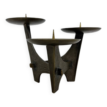 Modernist sculptural brutalist solid bronze metal candleholder, France, 1960s