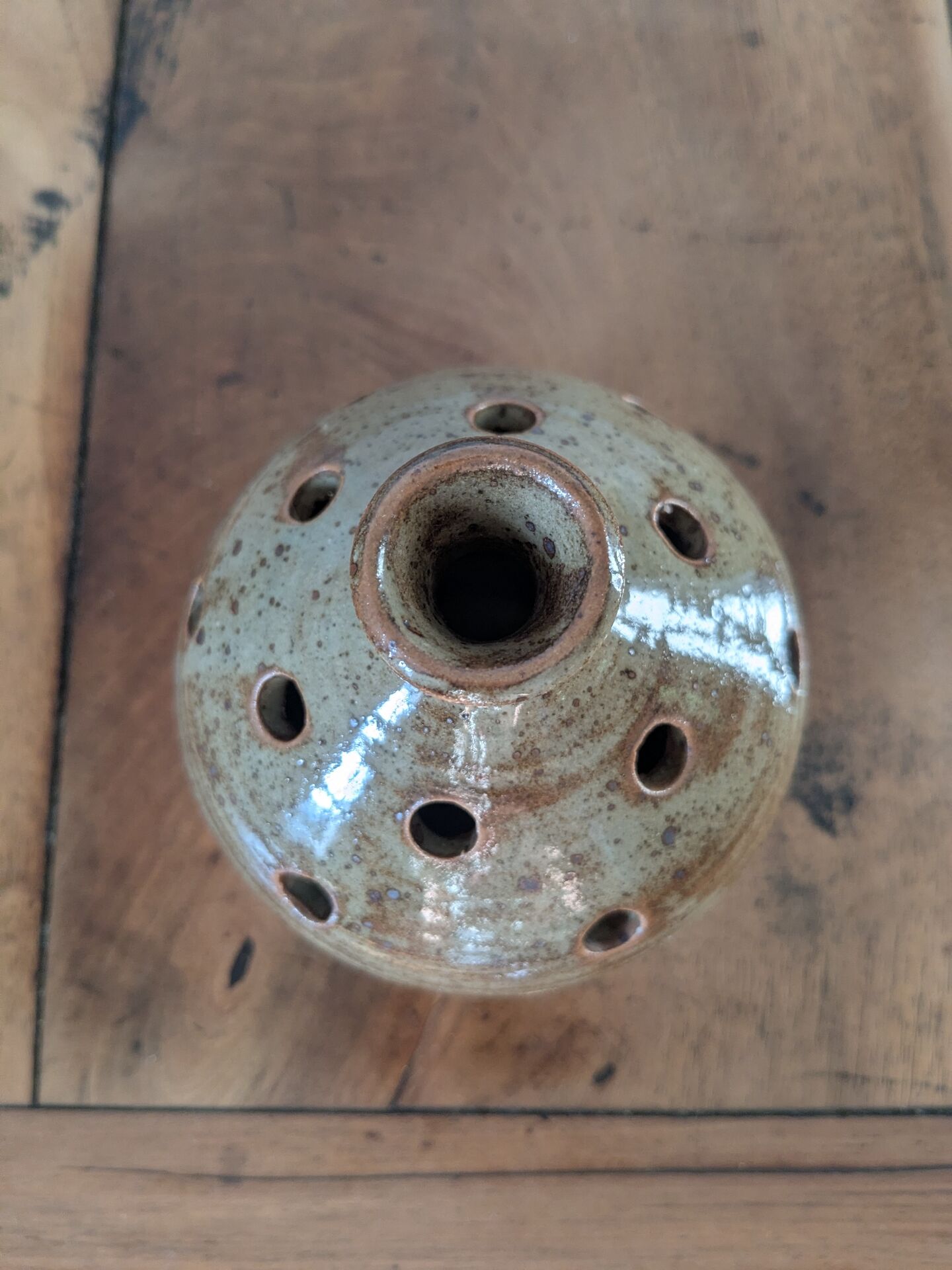 Stoneware flower spikes