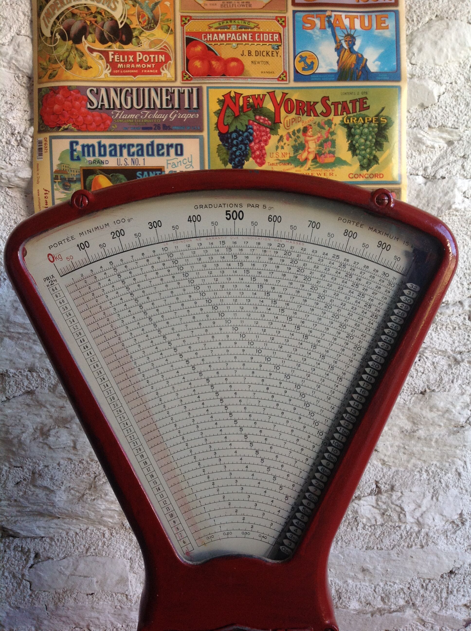 Vintage red Testut grocer's balance