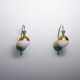 Paire d'appliques italiennes en laiton des années 1950 attribuées à Stilnovo avec verre opalin