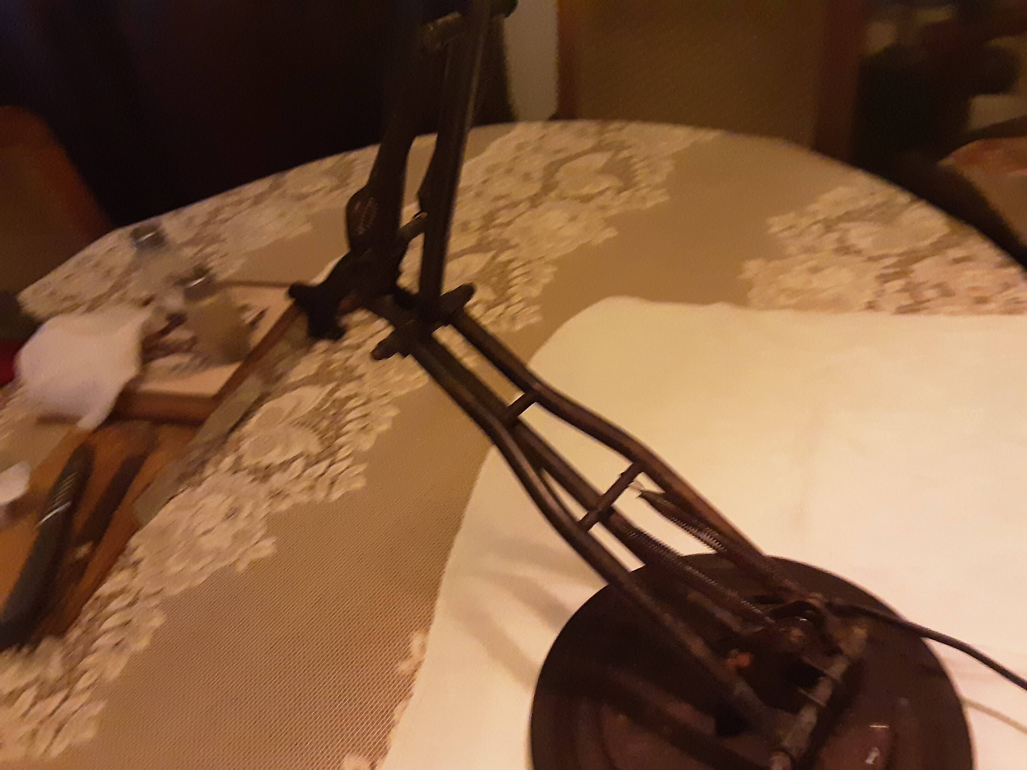 Antique workshop lampnevfer 2 branches