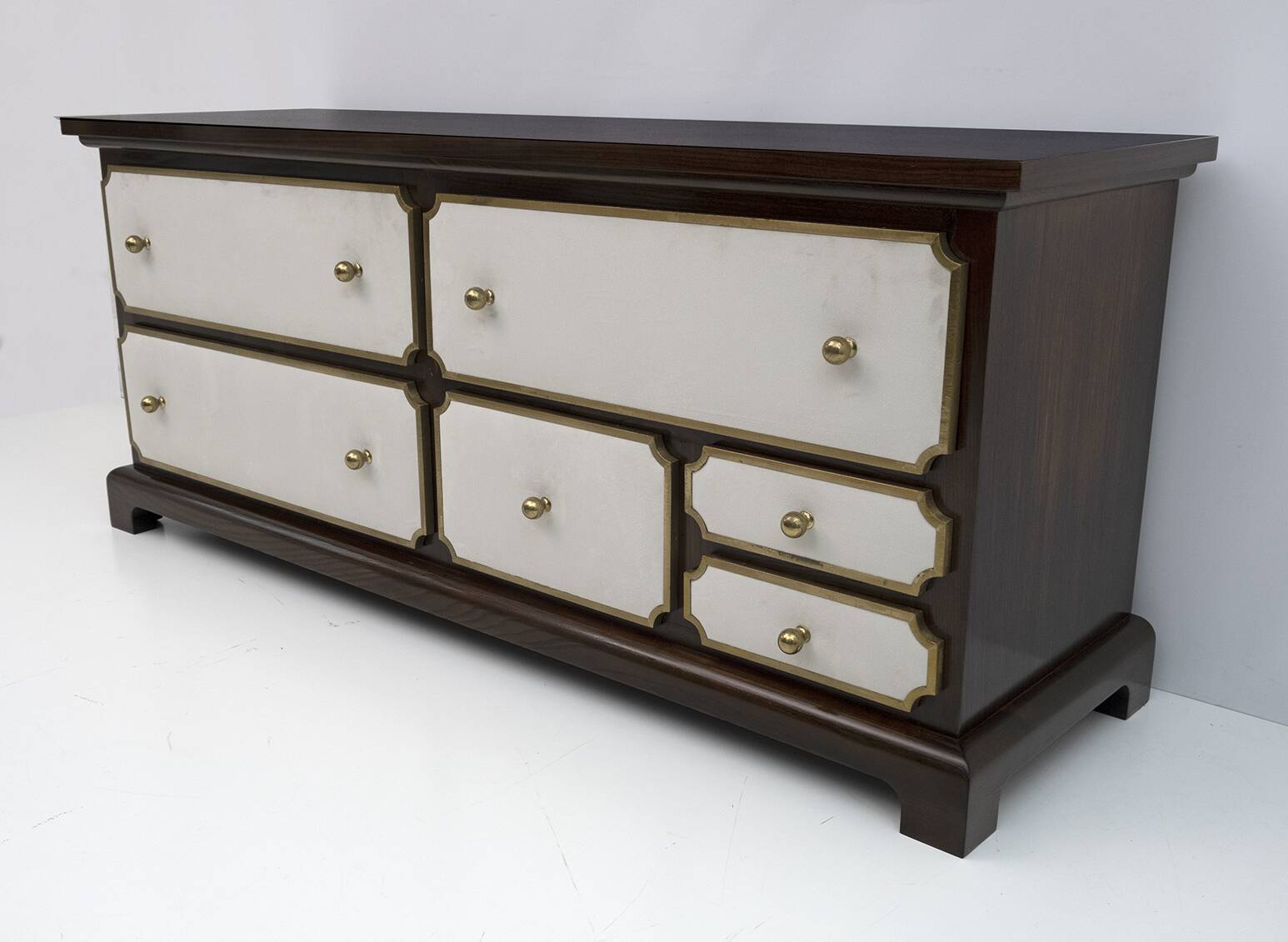 Luciano Frigerio Mid-Century Modern Italian Dresser 1860