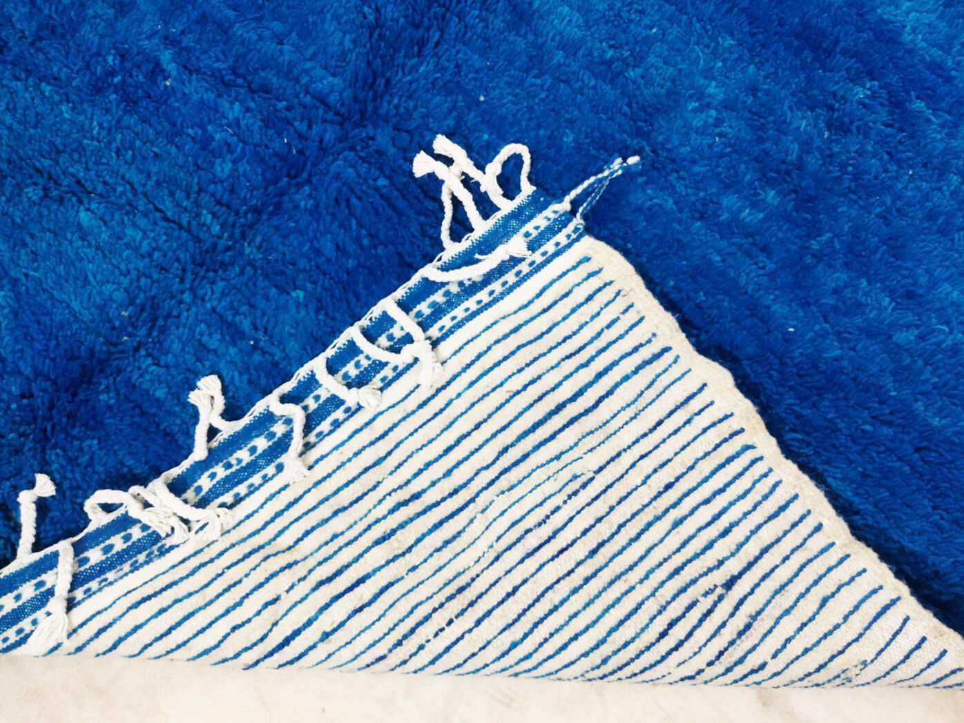 Moroccan carpet 317x194cm