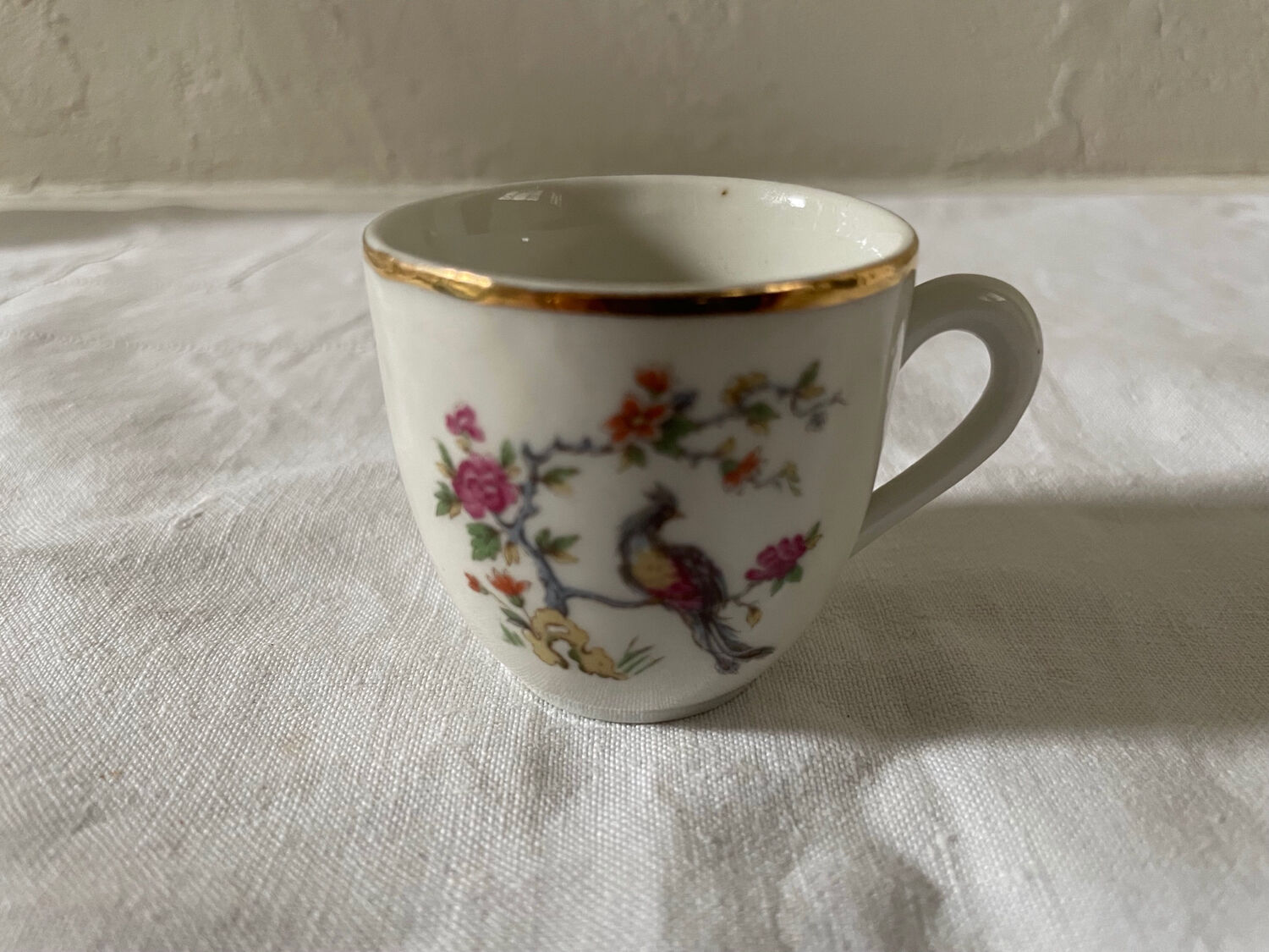 Porcelain cup