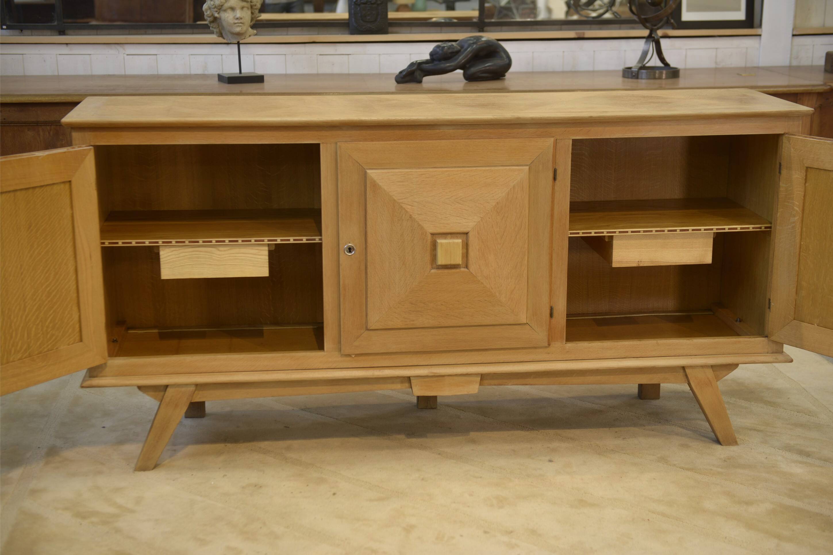 Buffet 3 portes en chêne 1950’s