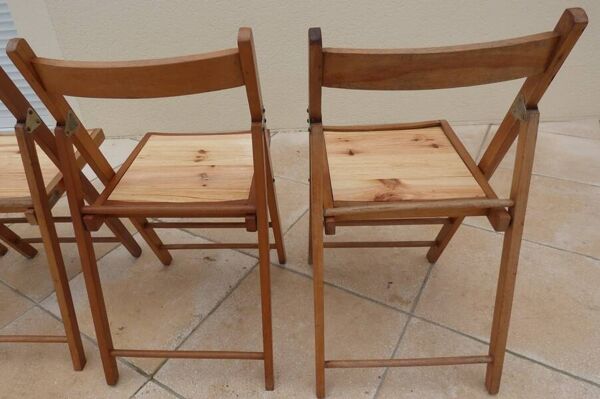4 chaises en bois vintage vernis Pliables dessus totalement restaurées