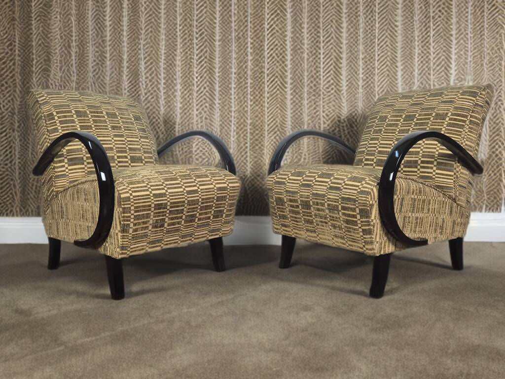 Pair of Art Deco armchairs H410 by Jindrich Halabala, 1940s