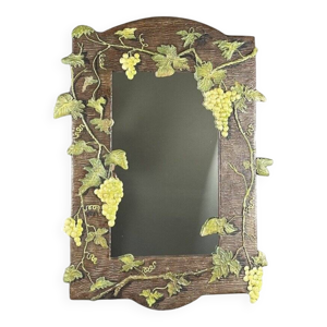 Miroir en bois sculpté