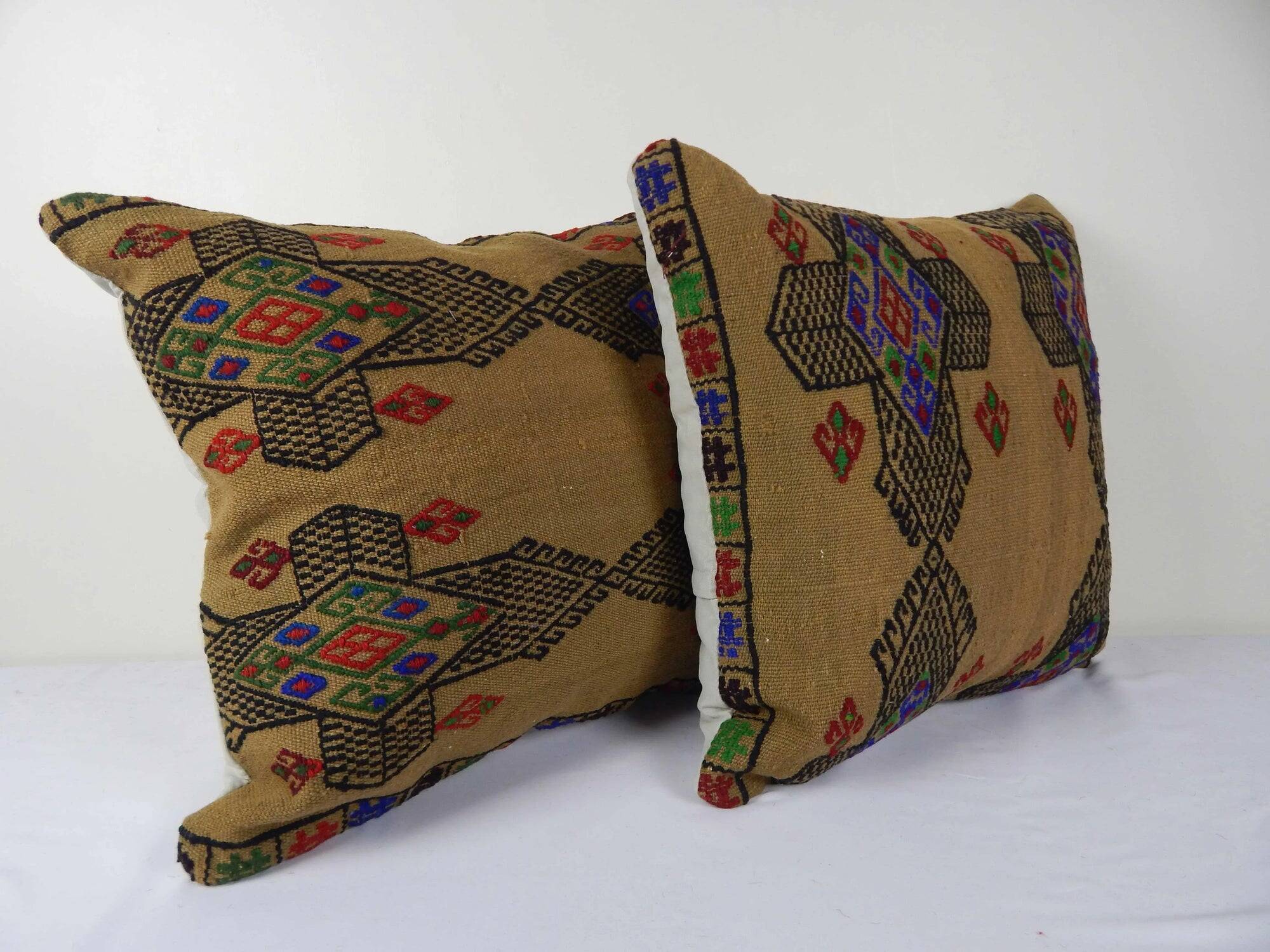 Set of 2 vintage kilim cushion covers 46x46 cm